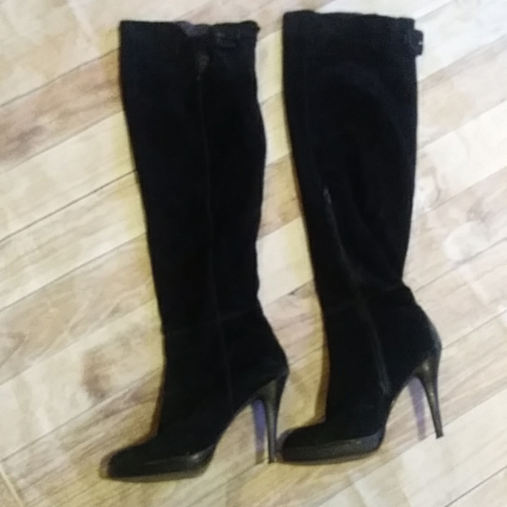 Bakers thigh high boots.  These babies are worn!!